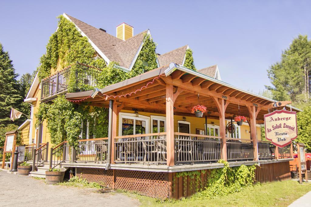 Auberge Au Soleil Levant Piopolis Exterior foto