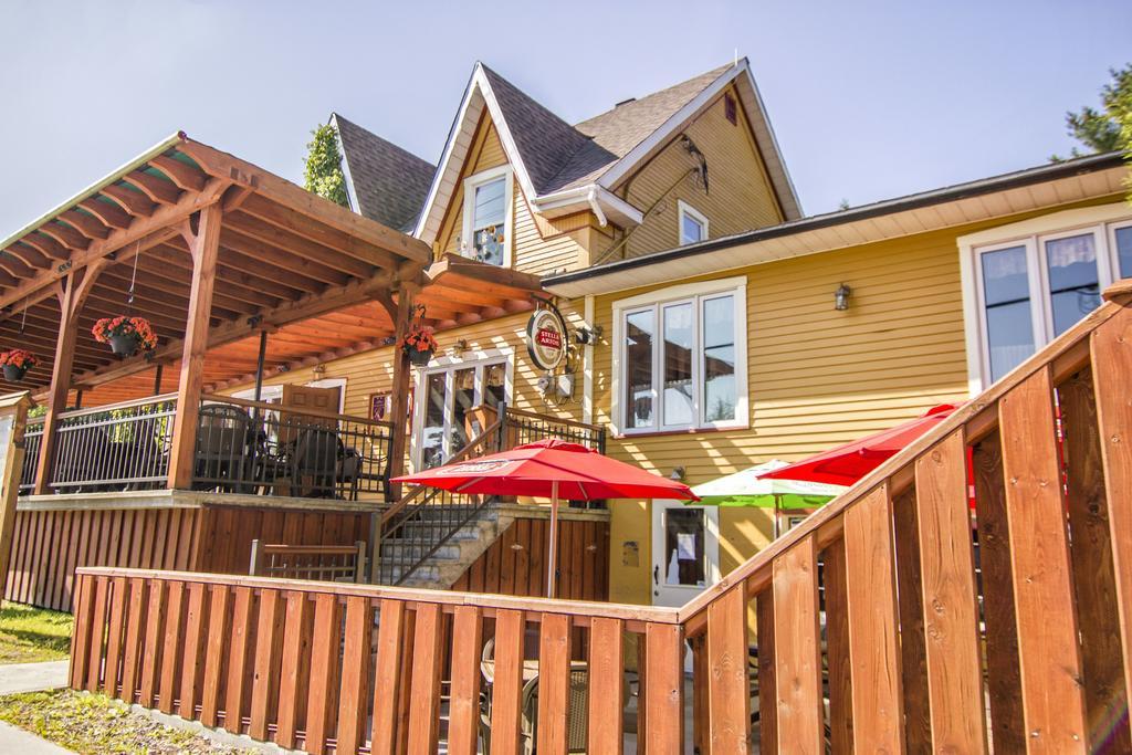 Auberge Au Soleil Levant Piopolis Exterior foto